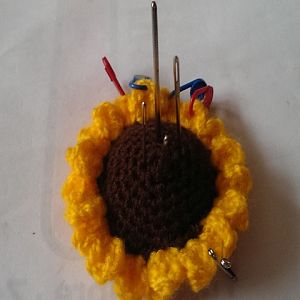 Sonnenblumen-Nadelkissen