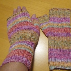 Handstulpen/Pulswärmer aus Sockenwolle